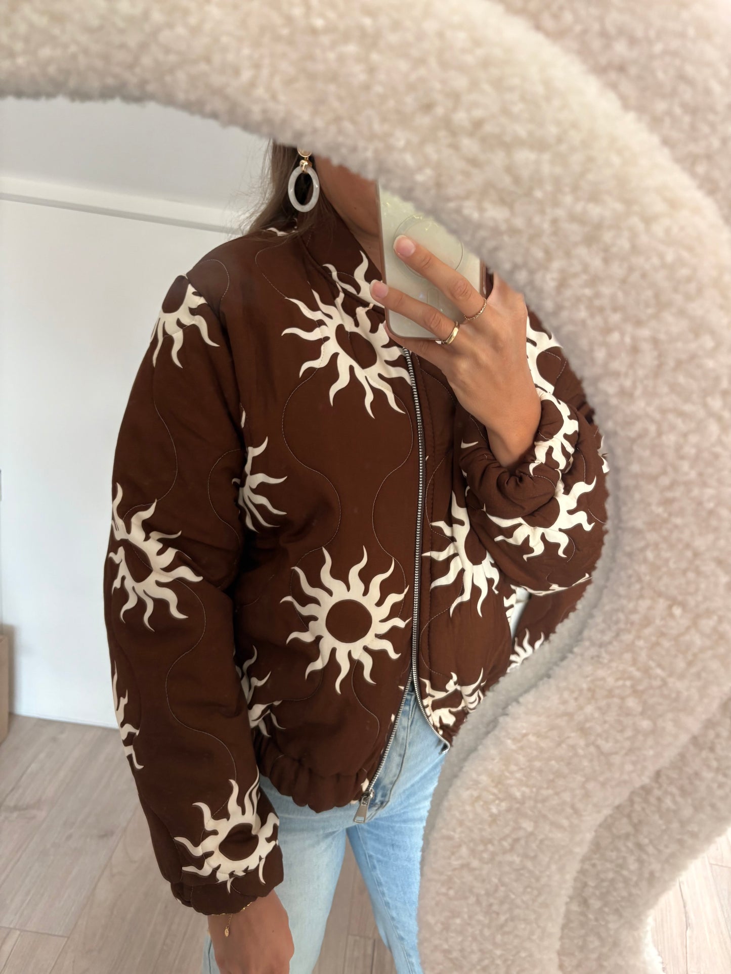 Jas | amber